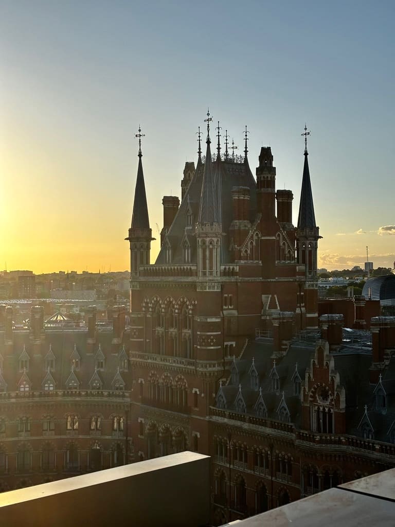 08A5B320-02E5-4356-8D91-E6C33A84B736