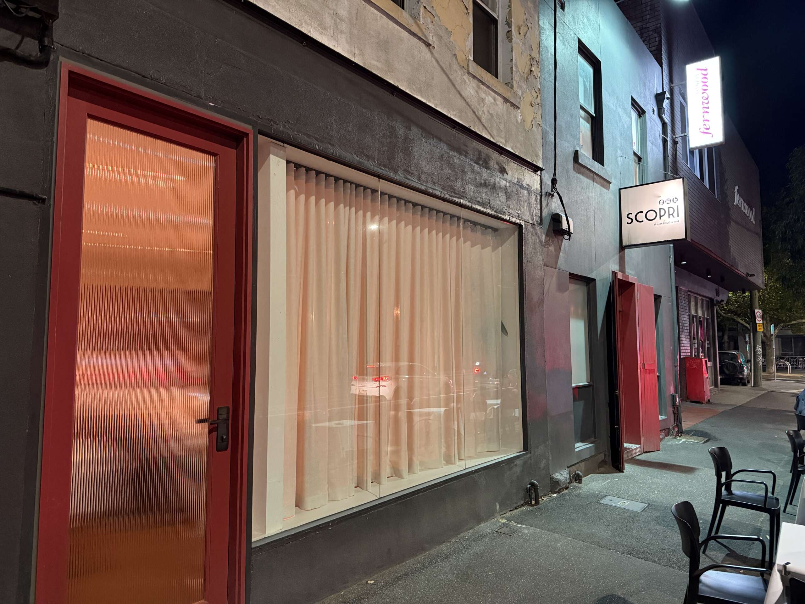 Scopri Restaurant, Carlton