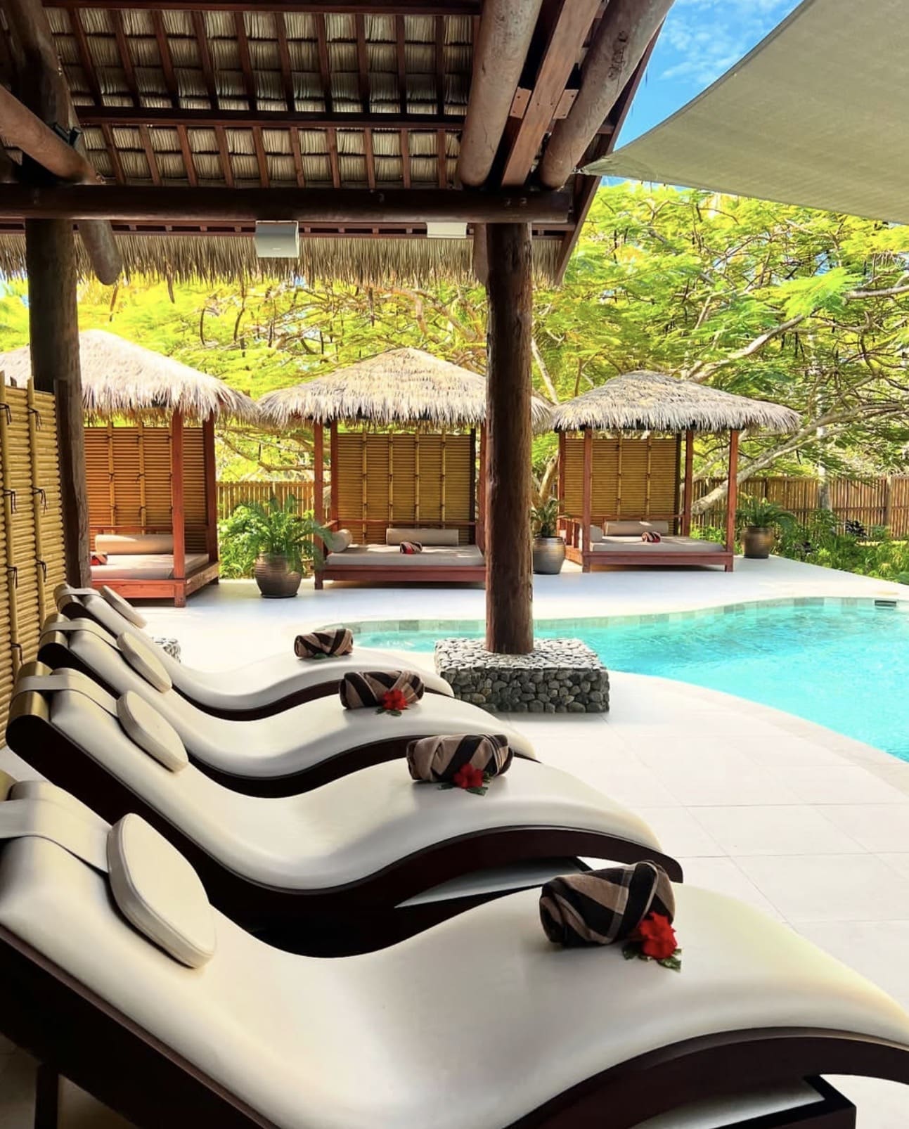 Lomani Island Resort