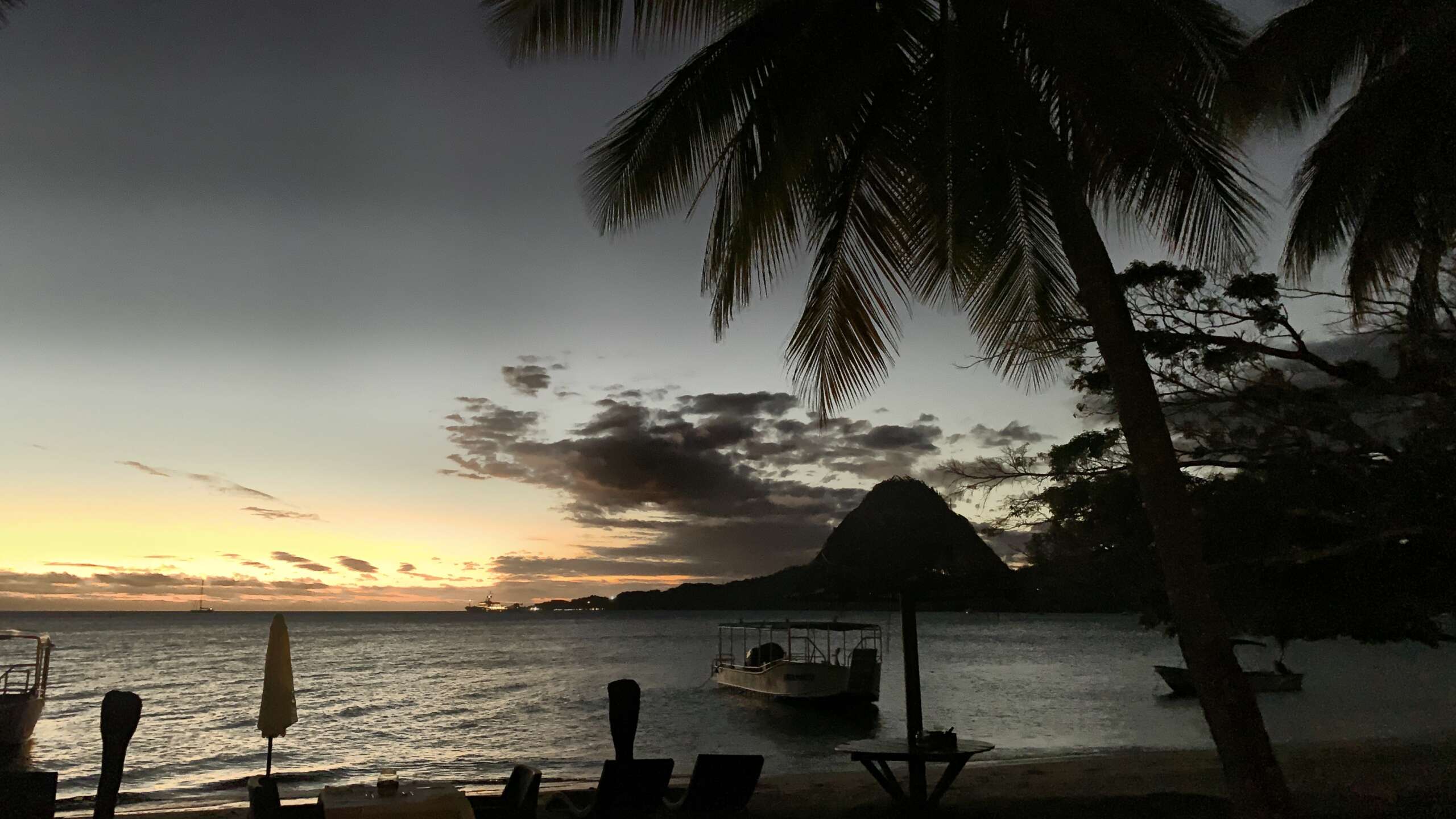 Lomani Island Resort